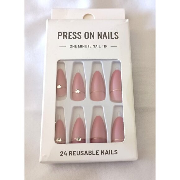 Elegant Pink Frosted False Nails with Removable Diamond Accent 💅✨ - Picture 4 of 6